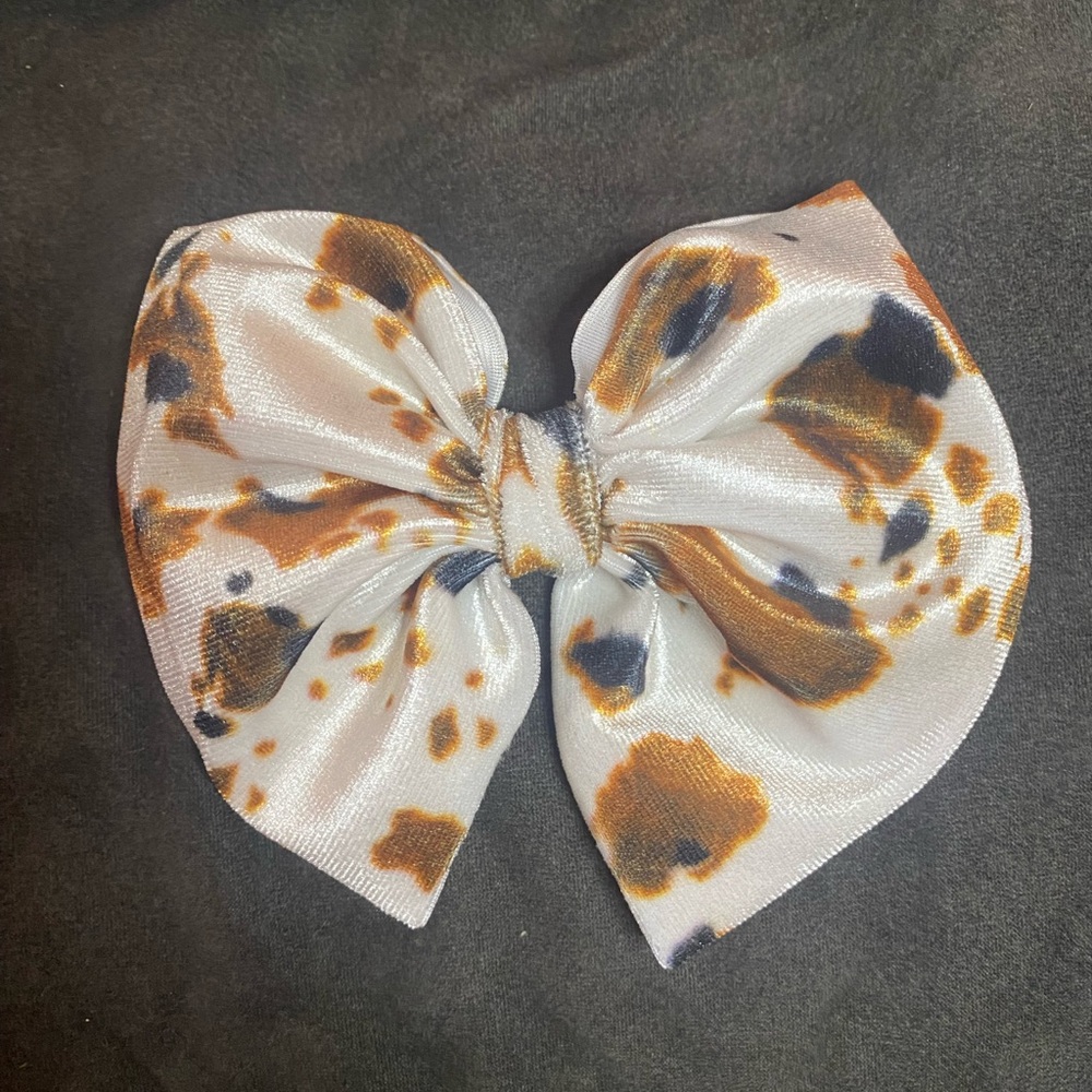 Little lopers Big Bow